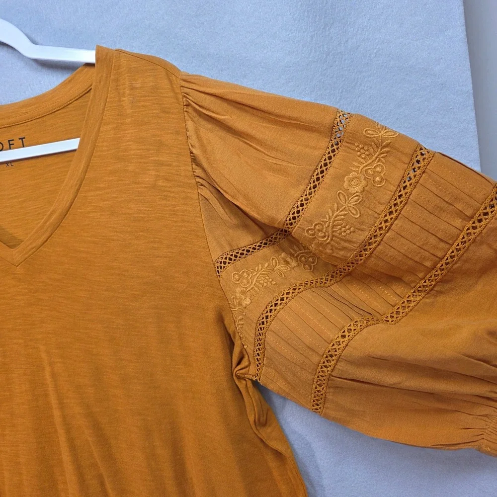 Loft Puff Sleeve Top Womens XL Boho Crochet Lace Embroidered Vneck Gold Mustard